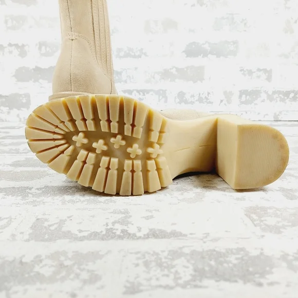 New Dolce Vita Caster H2O Cream Suede Booties E 176 - Picture 8 of 12